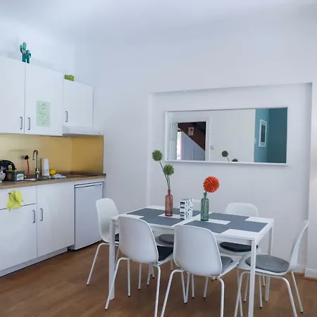 Apartman The Garden Flat Luxemburg